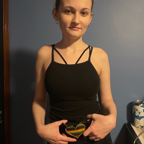 HEART SHAPED RAINBOW BELT NWT ❤️🌈 LGBTQ - Picture 7 of 13